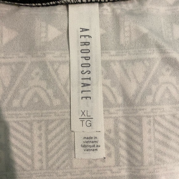 Geometric skater skirt - Picture 2 of 2